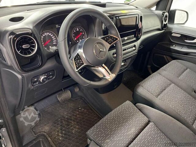 Minibuss MERCEDES-BENZ Vito 119 Tourer PRO 4x4 lang STANDHZ AHK PDC KAM