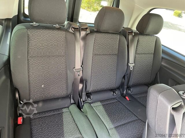 Mikroautobuss MERCEDES-BENZ Vito 119 Tourer PRO 4x4 XL STANDHZ AHK PDC KAM