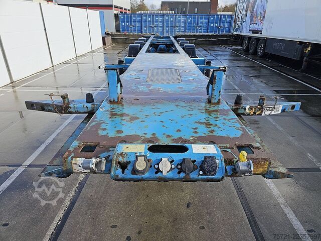  RENDERS CHASSIS