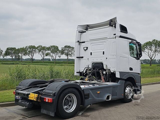 Standaard trekker MERCEDES-BENZ ACTROS 1845 LS . 2X TANK