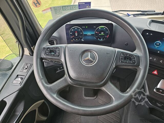 Standaard trekker MERCEDES-BENZ ACTROS 1845 LS . 2X TANK