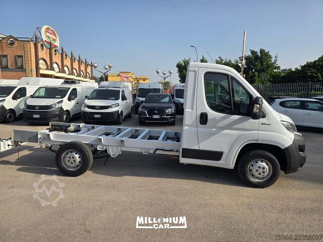Shasi furgoni FIAT FIAT DUCATO 2.3MJT 130CV 2019