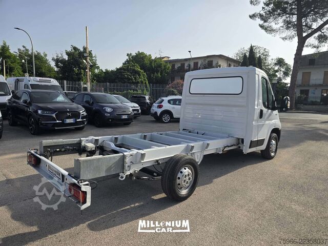 Shasi furgoni FIAT FIAT DUCATO 2.3MJT 130CV 2019