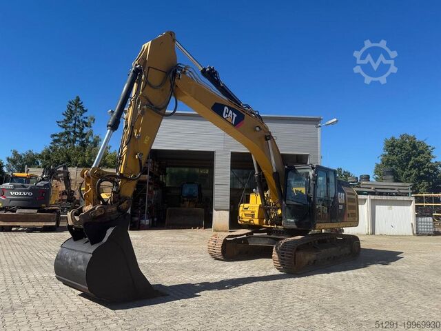 Máy xúc bánh xích Caterpillar 326F LN