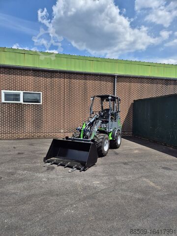 Minigravemaskine WCM L2316