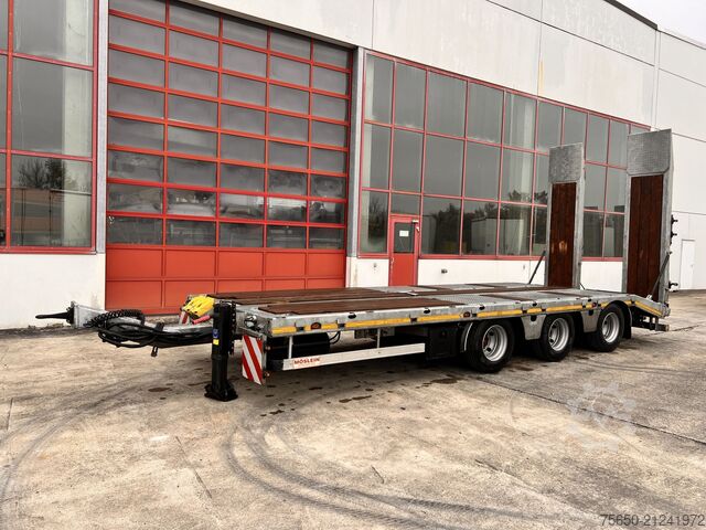 Remolque de plataforma baja Möslein TTA33 Schwebheim  31 t Tridemtieflader gelenkt, Neuwertig