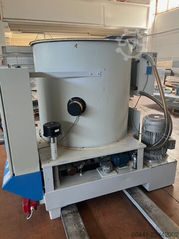 BRIKETIRKA 140 kg/h CO.MAT.FER DIN 140 N