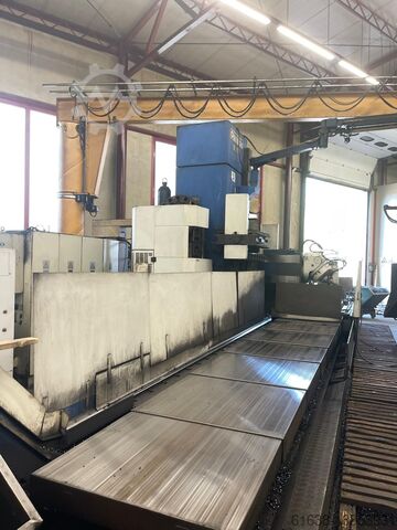 Fraiseuse à banc TOS KUŘIM FSQ 100 OR/A5 CNC