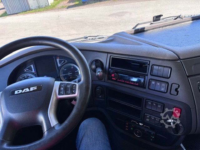 Štandardný ťahač DAF XF 480 Retarder Standklima Grßer Tank
