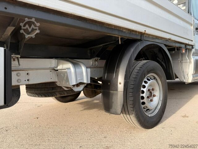 Pick-up van VW Crafter Pritsche 35 DOKA mittellang RWD AHK