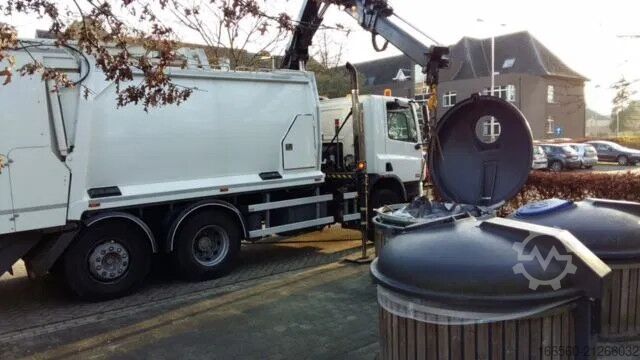 Müllwagen DAF CF 75 250 FAN + Geesink garbage + Krane HIAB 195