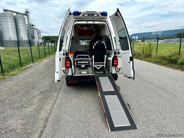 Fire truck VW VW T6,2.0 TDI Krankentrage und Sessel