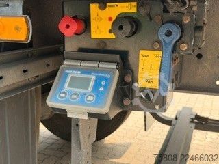 Furgona puspiekabe SCHMITZ CARGOBULL SKO 24 / 13,62 FP25 Iso Alufelgen Lift