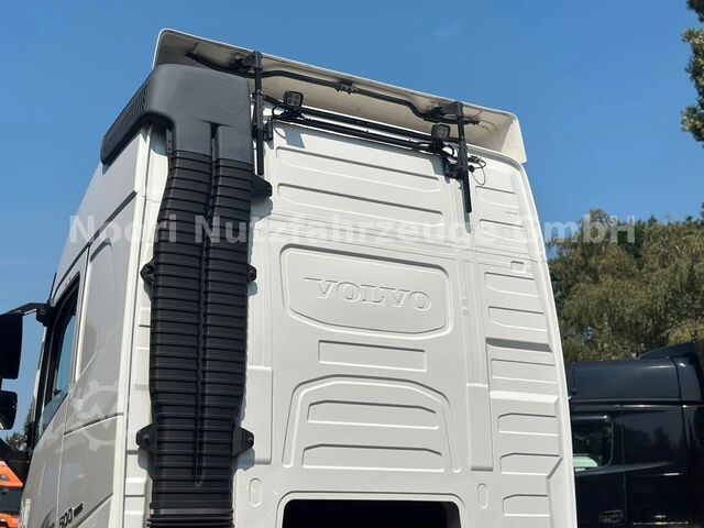 Maināms virsbūves kravas automobilis VOLVO FH500 6x2 BDF RETARDER Multi Euro6D Lift/Lenk