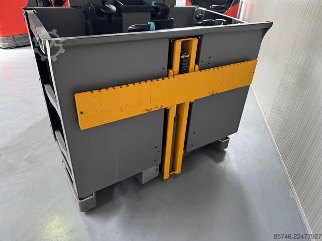 EKS 210 - Trådføring!! Tillykke!! DOBBELT styring!! Triplex FFL JUNGHEINRICH EKS 210 - Wire Guidance !! PSA !! DOUBLE steering !! Triplex FFL