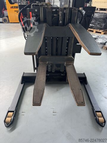 SWE 140 S - med palleomskifter!! TOYOTA SWE 140 S - with PALLETCHANGER !!