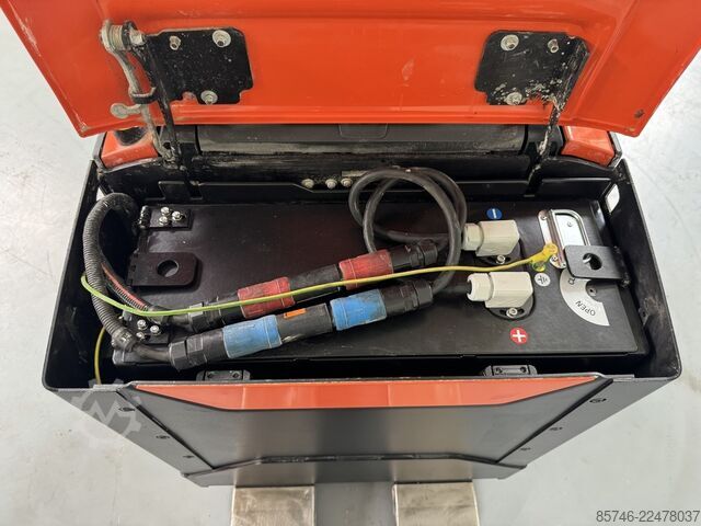 LPE 200 * Atex EX * Pyroban 3D / Zona 22 !! Baterai BARU !! TOYOTA LPE 200 * Atex EX * Pyroban 3D / Zone 22 !! NEW battery !!