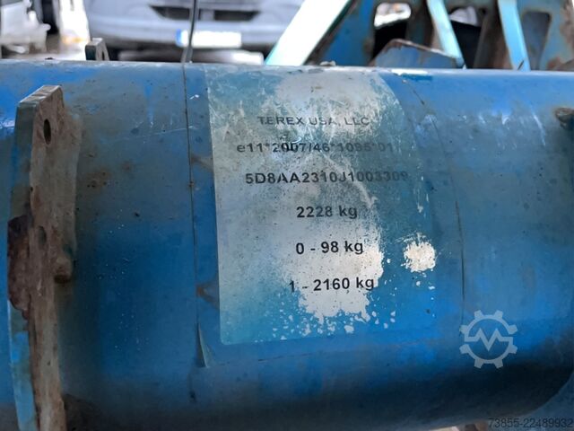 Plataforma elevadora montada en remolque Genie TZ™-50 Hybrid w/Drive (17m)