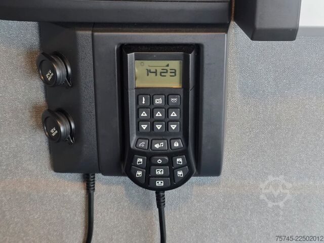 Standard SZM RENAULT T480 * ACC * 2X TANK * SPURHALTE *