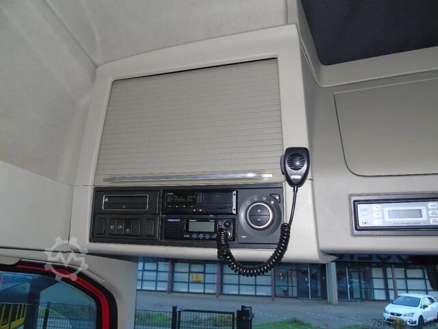 Pengangkutan dalam peti sejuk/beku Volvo FH 460 + TRS COOLING + LIFT + EURO 6