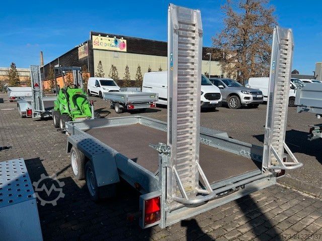 Remolque con plataforma de trabajo STEMA BMAT   Baumaschinenanhänger 100kmh