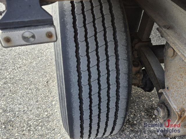 Hladnjača poluprikolica Fliegl ZPD 180 Tiefkühler mit Rolltor + LBW