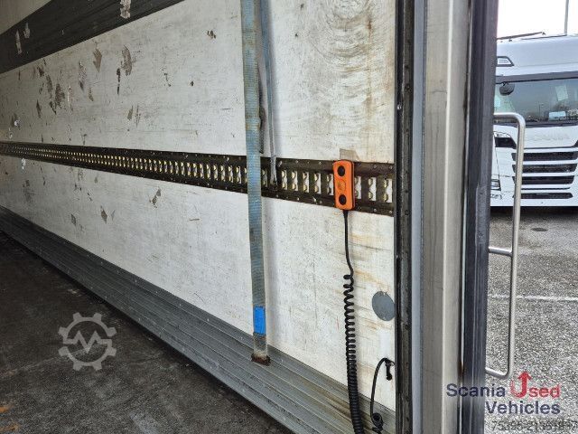 Hladnjača poluprikolica Fliegl ZPD 180 Tiefkühler mit Rolltor + LBW