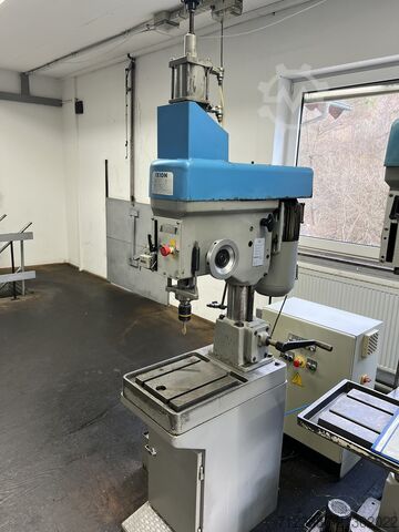 Hochleistungs-Gewindeschneidmaschine IXION BT 30 GLE