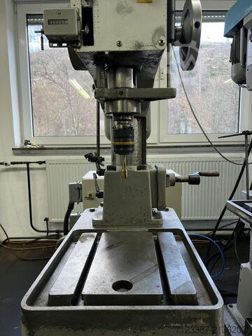 Hochleistungs-Gewindeschneidmaschine IXION BT 30 GLE