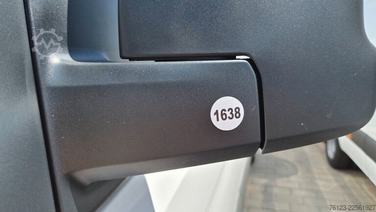 Yüksek tavanlı panelvan MERCEDES-BENZ Sprinter III Kasten  519 CDI RWD 4x 4 Allrad