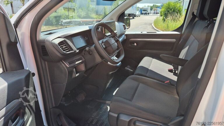 Microbuz Citroën SpaceTourer Opel Zafira Plus M 9 Sitzer