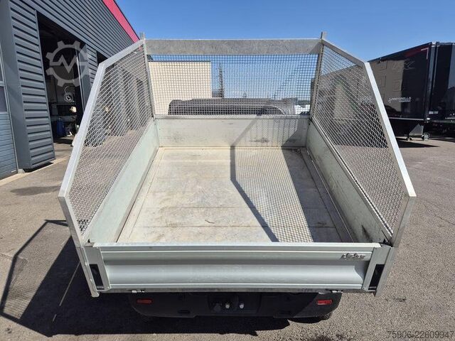 Customized-vans-tailored-solutions Ligier FLEX BENNE