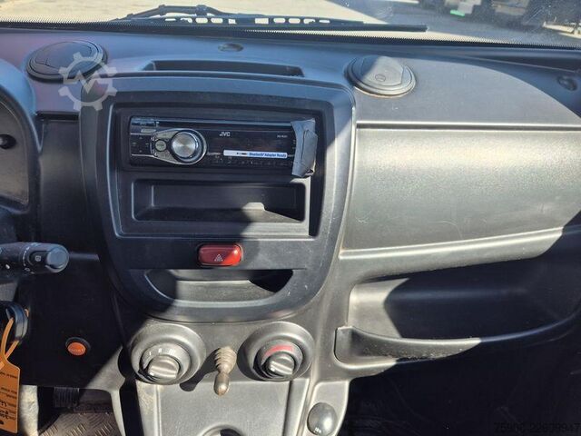 Customized-vans-tailored-solutions Ligier FLEX BENNE