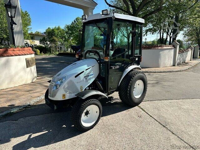 Yarda dráttarvél Lamborghini Green Pro G.27 H Kabine Allrad