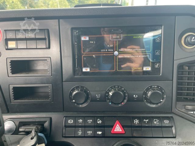 Tresidig tipplastbil MERCEDES-BENZ 2643 /6x6H ALLRAD/Meiller/Bordmatik/Schneeplatte