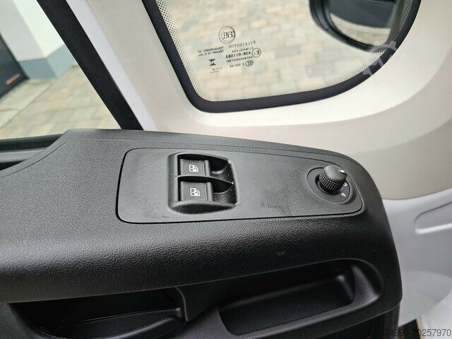 Dubă cu caroserie tip cutie Fiat Ducato 35 MAXI 180 Koffer Kamera 7` TFT sofort