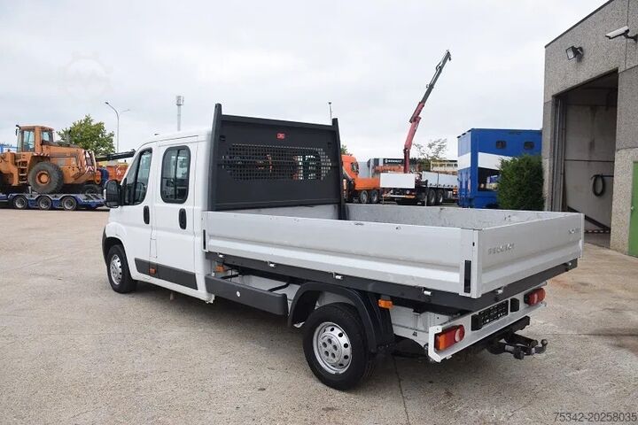 Platós kisteherautó dupla fülke Peugeot Boxer 2.2 L -130 pk -