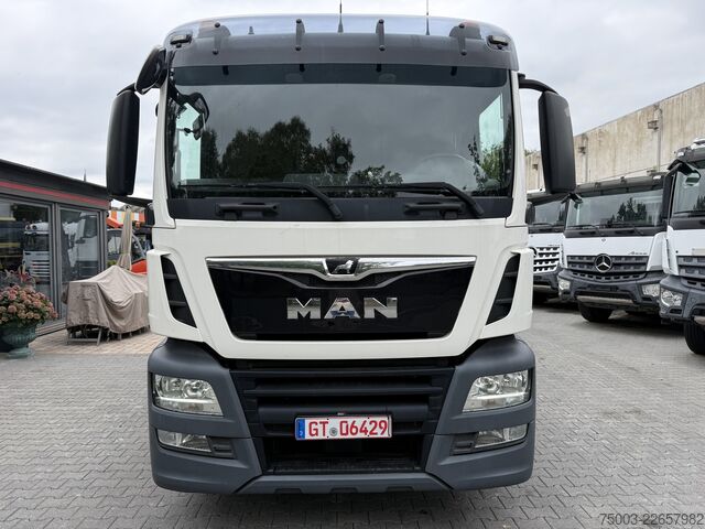 Kamion s ravnom platformom MAN TGS 26.470 6X2 Effer 215 bis 16 Meter