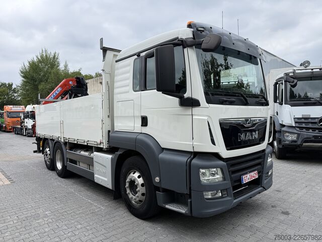 Kamion s ravnom platformom MAN TGS 26.470 6X2 Effer 215 bis 16 Meter