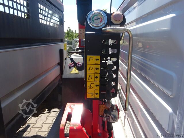 Pick-up panelvan FIAT Ducato Maxi Doka Pritsche Fassi Ladekran