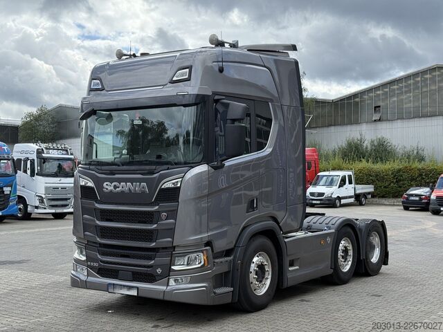 หัวลากมาตรฐาน SCANIA R530 6x2 SZM für Tieflader Luft/ Luft Retarder
