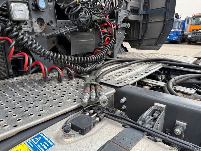 หัวลากมาตรฐาน SCANIA R530 6x2 SZM für Tieflader Luft/ Luft Retarder
