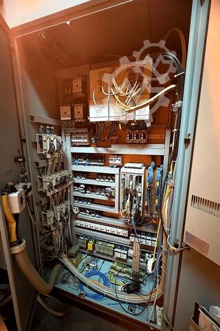 立式加工中心 DECKEL MAHO DMC 70 V