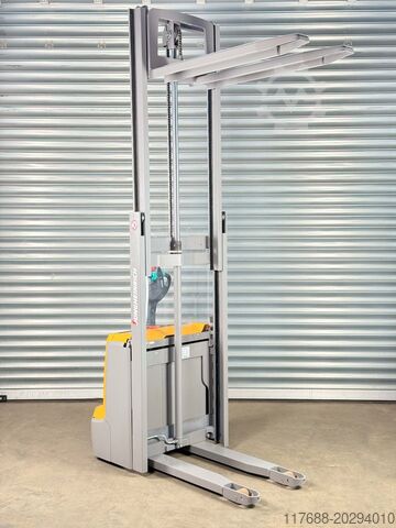 Carretilla elevadora peatonal Jungheinrich EJC 110 - Service Neu - nur 202Std. - Ladegerät