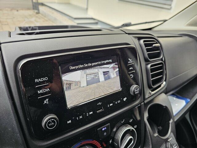 Dodávka Fiat Ducato 35 MAXI 180 Koffer Automatik Seitentüre