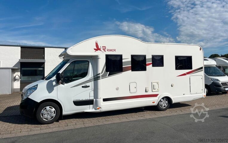 Camper semi-terintegrasi RIMOR Katamarano 95 Plus - Hub/Einzelbetten - Klima -