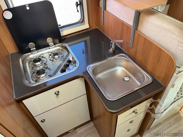 Camper semi-terintegrasi RIMOR Katamarano 95 Plus - Hub/Einzelbetten - Klima -