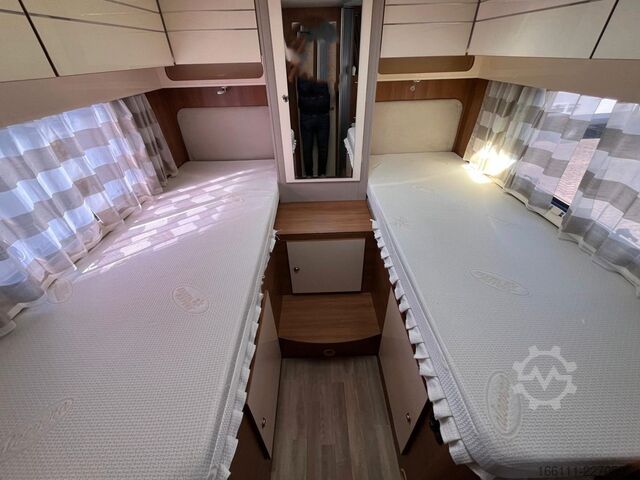 Camper semi-terintegrasi RIMOR Katamarano 95 Plus - Hub/Einzelbetten - Klima -