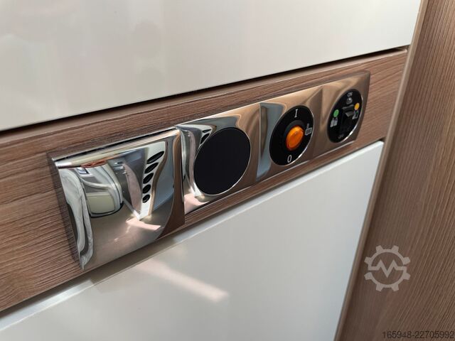 Camping-car semi-intégré BÜRSTNER 644 G LYSEO FREISTAAT TD HL | *wenig KM*3,85t*