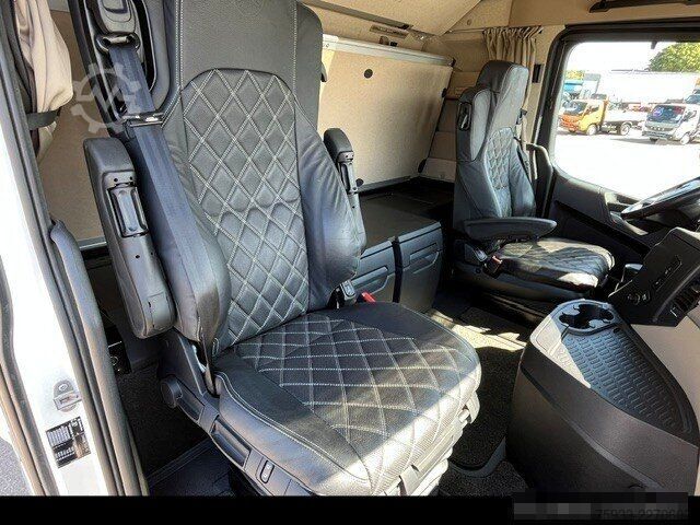واحد کشنده استاندارد MERCEDES-BENZ Actros 1848 LS Big Öl-Retarder*Luft*199.000 km !